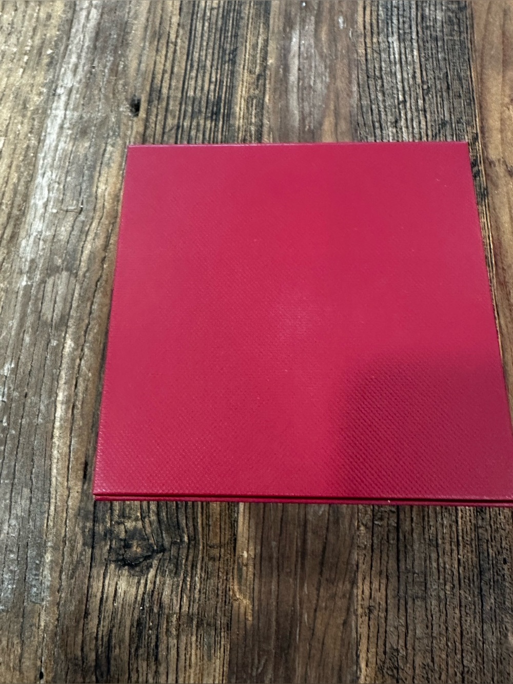 Tom Ford Red Heart Compact Case - Picture 5 of 5